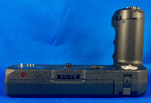 Pentax Winder ME II Auto-Winder for Pentax SLR Film Camera for Parts or Repair - Picture 2 of 4