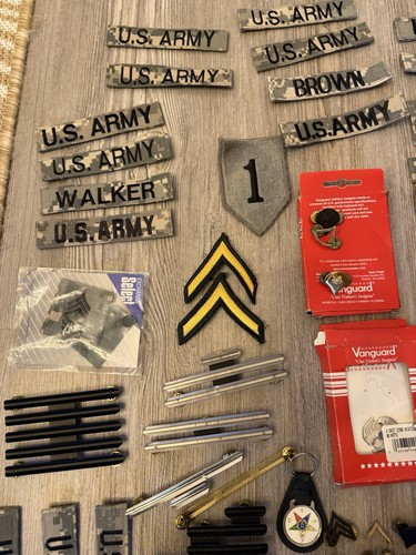 Dealer Reseller Military Insignia Patch Lot Over 100 Quantity - Bild 8 von 11