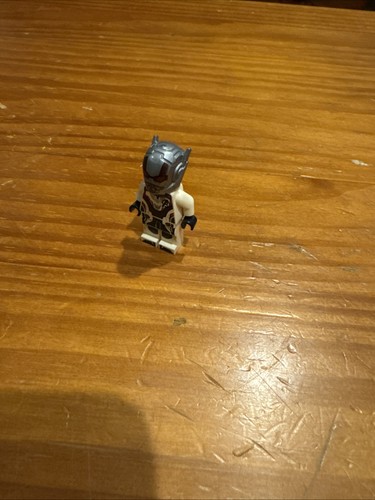 LEGO minifigure Ant-Man Quantum Suit sh563 Marvel Avengers Endgame 76124 15CT - Picture 1 of 4