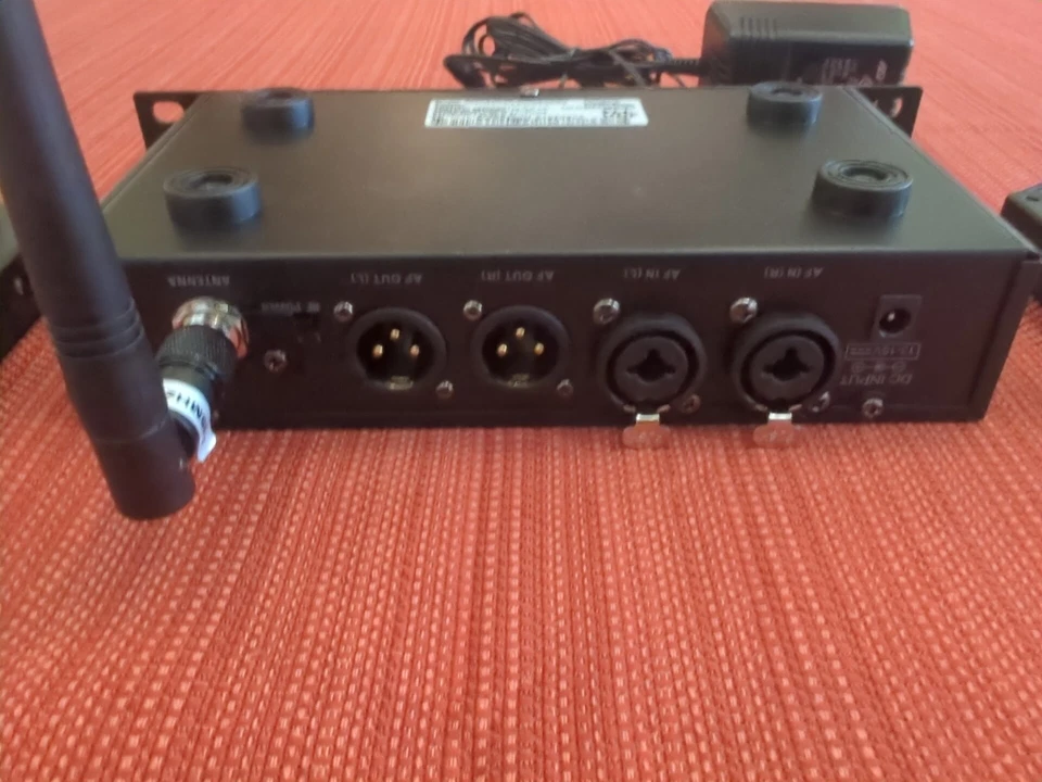 Audio2000'S AWR6304U Wireless  In-ear-monitor IEM System - Image 3 of 4