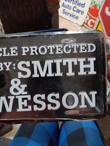 This Vehicle Protected By Smith And Wesson License Plate - Picture 6 of 13