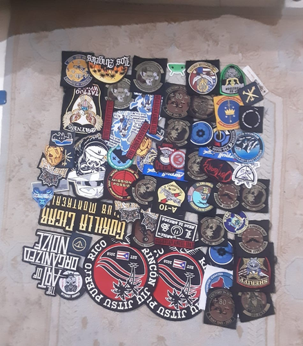 Random 100 patches Iron on , Sew on and hook and loop Pvc Patch For Jacket Coat - Picture 5 of 6