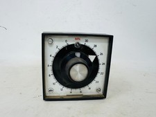 ATC Controls Type 305E016A10PX Electromechanical Timer 120 Volts 60 HZ Used