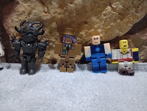 Roblox Action Figures Collection Big Lot of 9 - Picture 2 of 8