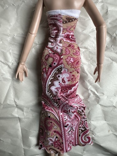UNBRANDED ANTOINETTE & CAMI & PRECARIOUS & CHIC SIZE 16” FASHION Doll DRESS - Imagen 6 de 10