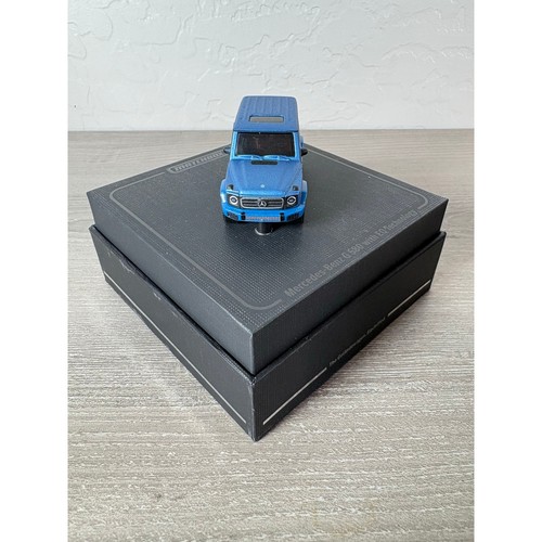 Caja de cerillas Mercedes-Benz G 580 EQ Technology Die-Cast modelo juguete azul en caja - Imagen 6 de 8