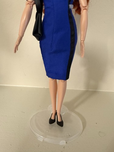 Airlines airways flight attendant cabin crew air hostess Stewardess Barbie doll - Picture 3 of 9