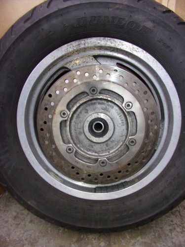 712 B HONDA SHADOW SABRE VT 1100 2000 OEM  REAR WHEEL - Picture 3 of 9