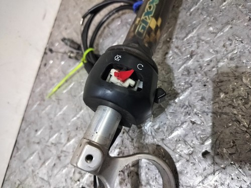 2003-2004 SUZUKI GSXR 1000 OEM LADO DERECHO CLIP MANILLAR CONJUNTO ¡TIENE DAÑOS!! - Imagen 4 de 10