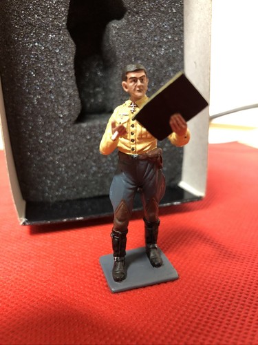 Corgi 1/32 scale WWII Maj Walter “Gus” Nowotny Luftwaffe Ace - Picture 2 of 5