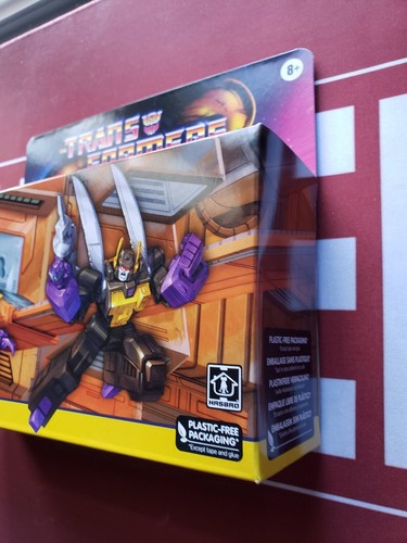 Transformers the Movie G1 Insecticon Kickback 2023 Hasbro Retro NEW - Picture 3 of 4