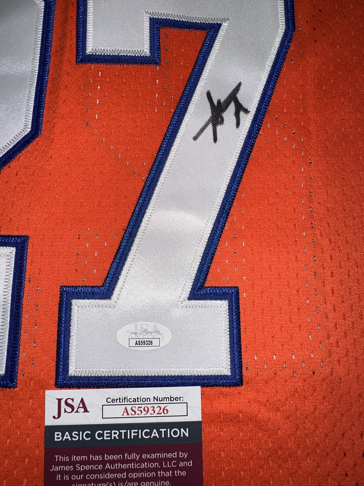 Picture 2 of 4