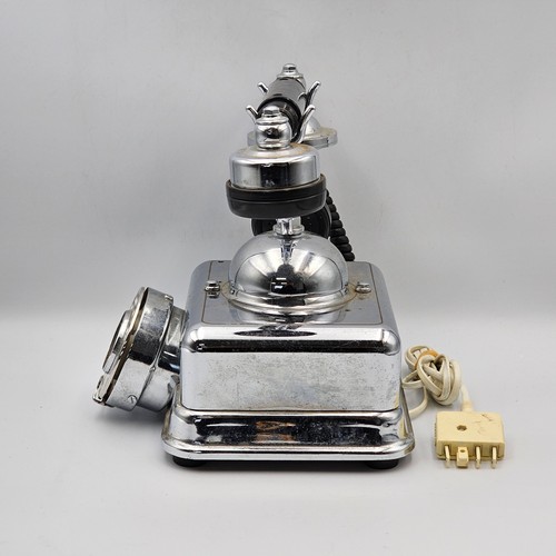 Vintage Rotary Telephone with Chrome Finish (Untested, As-Is) (E1) NS#8126 - Zdjęcie 4 z 9