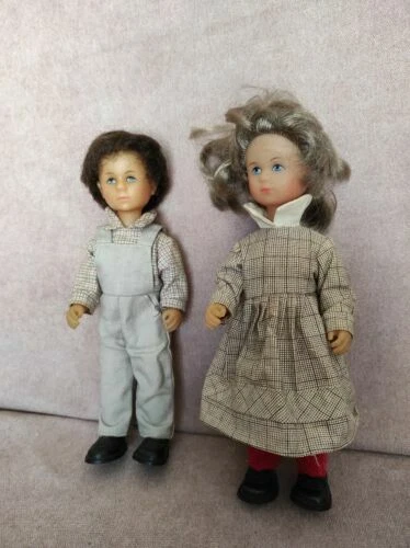 Poupées anciennes Bella vinyle