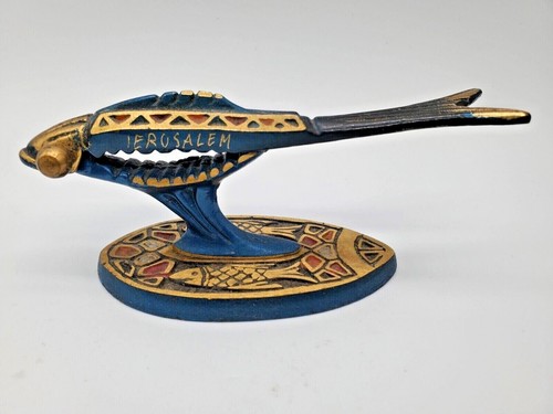 Vintage Handcrafted Fish Nutcracker from Jerusalem Israel Excellent Condition - Picture 2 of 8