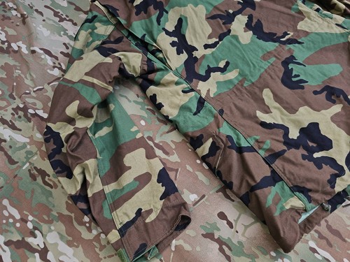 🙂 NUEVO Genuino 1999 EJÉRCITO DE ESTADOS UNIDOS M65 WOODLAND Abrigo de Campo Chaqueta de Invierno MEDIANO LARGO - Imagen 14 de 21