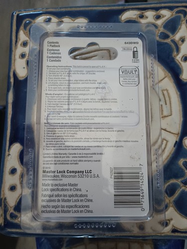 Master Lock 643DWD Master Lock Set Your Own Password Combo Lock - Picture 3 of 3