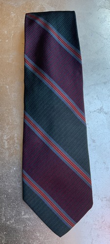 Men’s Givenchy Monsieur Saks Fifth Avenue Made In Italy 100% Silk Striped Tie - Picture 1 of 6