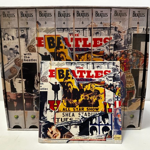 The Beatles Anthology VHS, 1996, 8-Tape Set Complete with booklet! - Picture 4 of 6