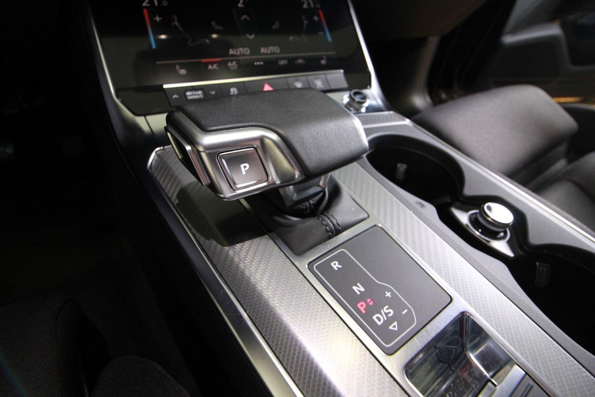 Audi A6 40 TDi Sport Avant S-tr.