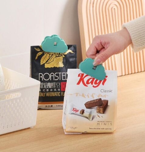 8 Chip Bag Clips Set – Airtight Food Storage Sealing Clips for Snacks & Kitchen - Picture 3 of 6