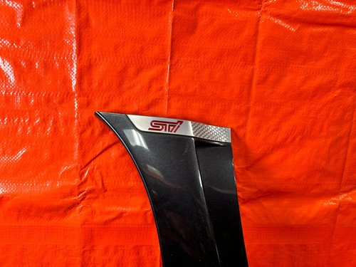 15-21 SUBARU WRX & STI DRIVER LEFT - STI FENDER TRIM INSERT BADGE EMBLEM OEM 266 - Picture 5 of 12