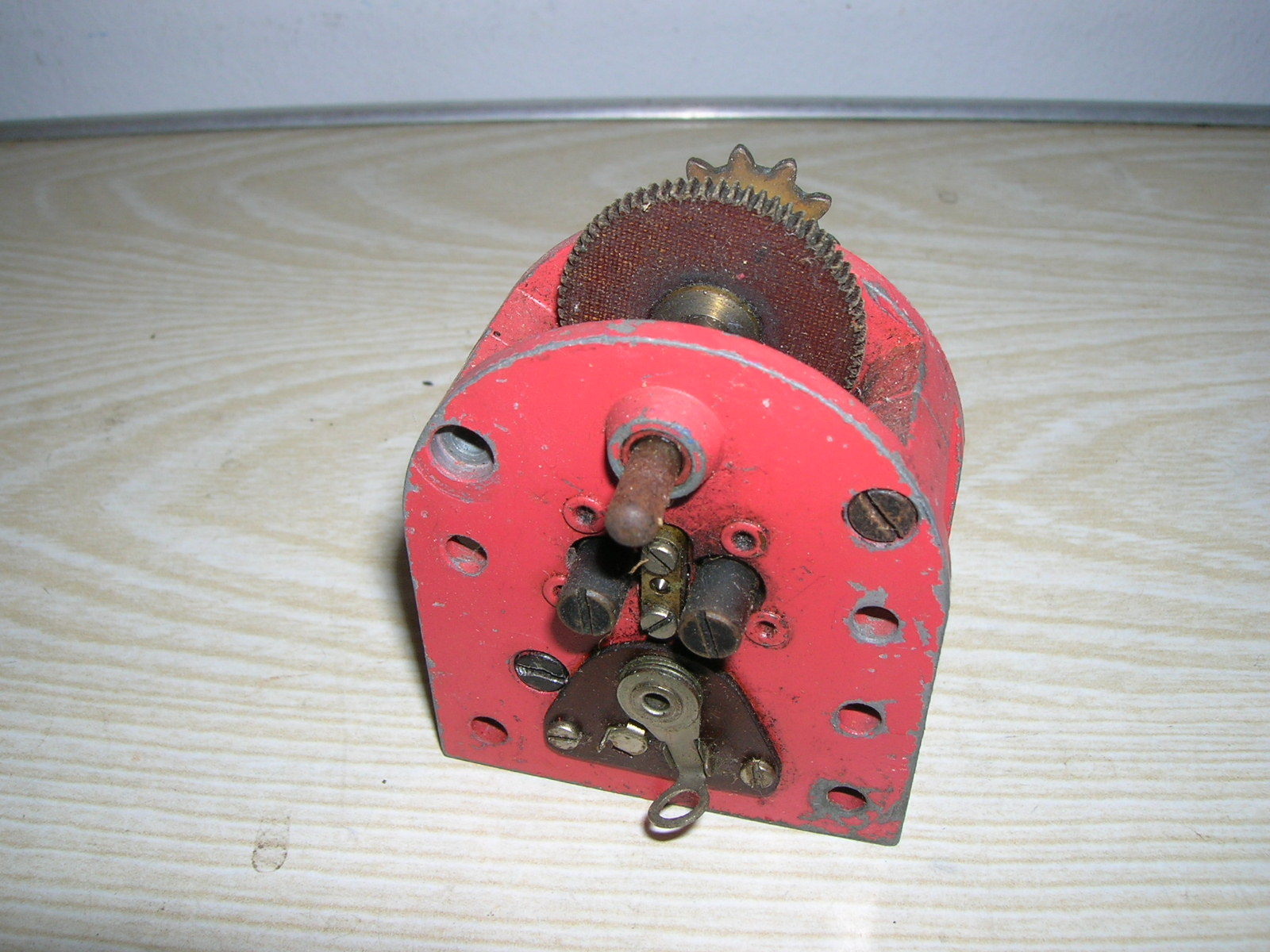 Alter MÄRKLIN Baukastenmotor 1321 20 Volt - Gebraucht aber läuft (siehe Text) Alter MÄRKLIN Baukastenmotor 1321 1321 1321 20 Volt - Gebraucht aber läuft (siehe Text) 3f56fe