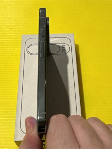 Google Pixel 9 Pro XL 5G - 256GB - Hazel (Google Warranty 10/4/27) As New Cond. - Picture 6 of 8