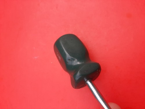 SK Tools USA 81001 Flat Tip Slotted Green Hard Handle Stubby Screwdrivers S-K - Picture 5 of 11
