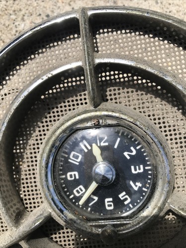 1952-1954 Pontiac Chieftain Dashboard Clock Silverstreak Grill Cover - Picture 3 of 8