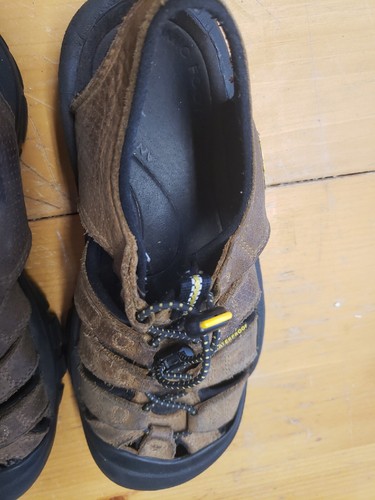 KEEN Newport Sandal  Brown Leather  US 7.5 - Picture 5 of 8