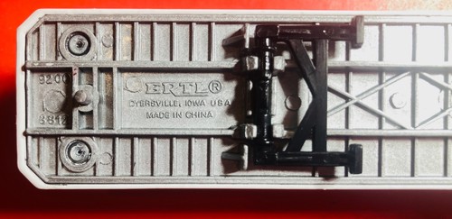 ERTL DIE CAST 1:64 TRACTOR TRAILER Target stores "EXPECT MORE PAY LESS" FORD - Picture 4 of 17