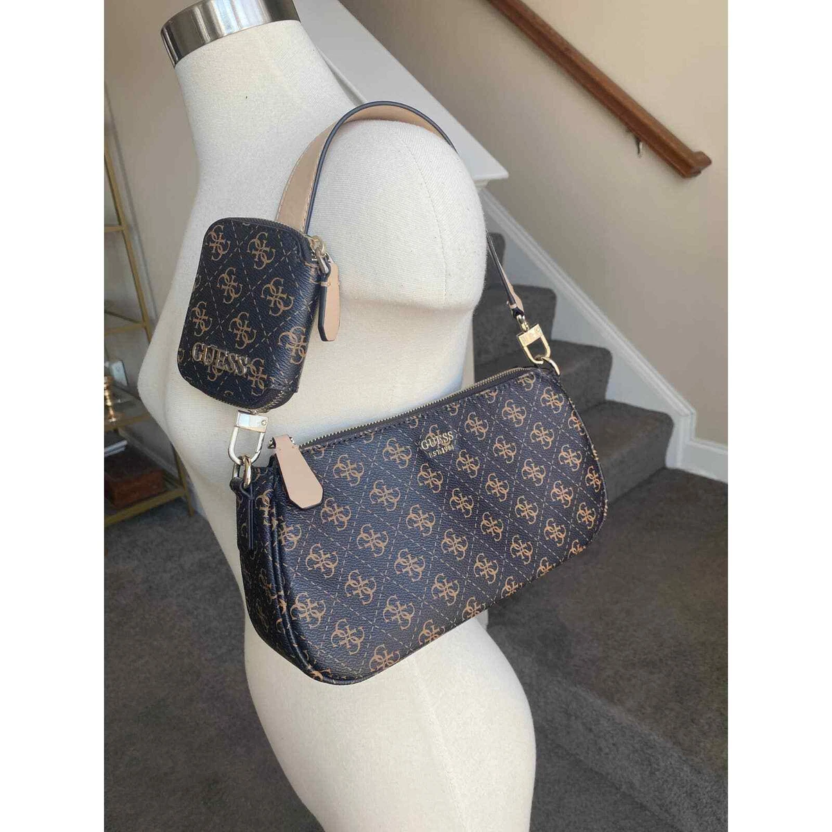 guess shoulder bag