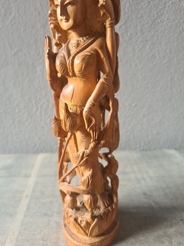 Hinduistische Holzskulptur LAKSHMI Göttin des Wohlstands handgeschnitzte Figur - Bild 5 von 15
