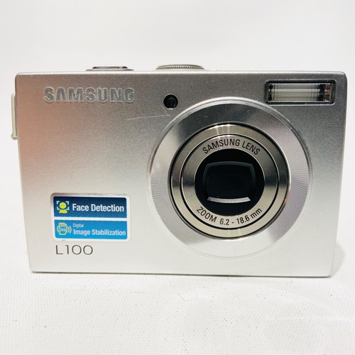 Samsung L100 Compact Digital Camera Kit, Excellent, Tested + Card, New Charger - Picture 4 of 20