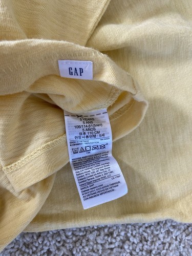 Baby Gap Boys Disney Miki Mouse Tank Top T-shirt Yellow size 5 - Picture 2 of 6