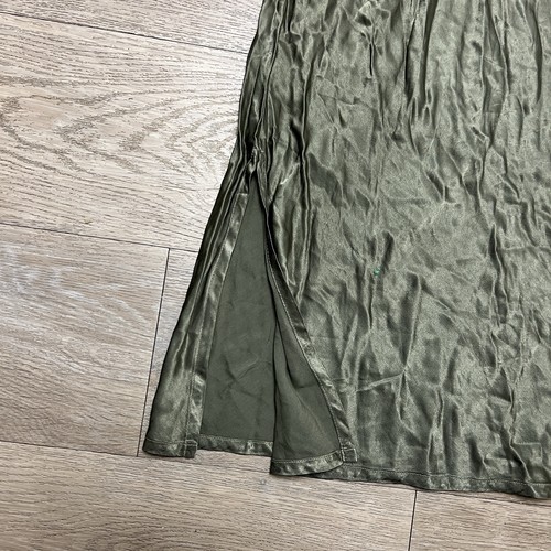 Vestido midi Michael Stars Nadia de tela mixta satinada en verde oliva, talla grande nuevo con etiquetas - Imagen 11 de 14