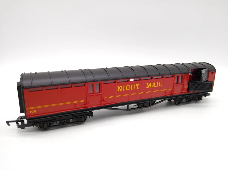 Hornby Red Night Mail (TPO) Travelling Post Office 105 - (Unused) Mint Condition - Image 2 of 4