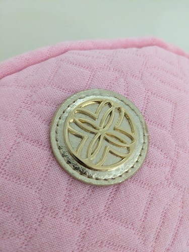 NWT! Lilly Pulitzer Jeanie Quilted Belt Bag In Conch Shell Pink Butterfly Quilt - Picture 2 of 15