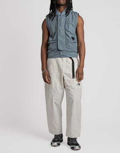 C.P. COMPANY CHROME-R LENS LOGO VEST GILET UOMO SMANICATO 18CMVE012A005904G872 - Picture 2 of 5