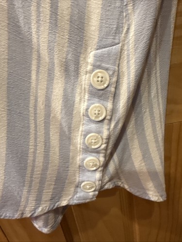 Westport 2X Womens Blouse Sleeveless Light blue And White Stripes Lightweight - Picture 6 of 7