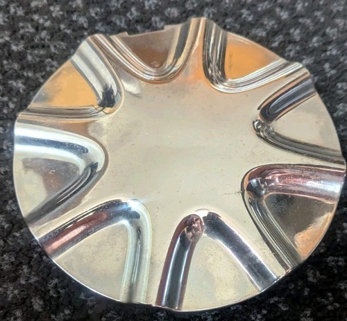 2002-2004 BUICK RENDEZVOUS 16 INCH WHEEL CHROME CENTER CAP #9593782 - Picture 10 of 16