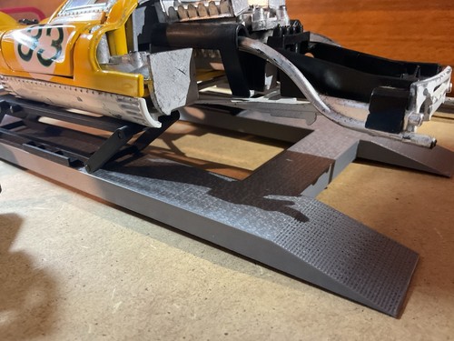 Diorama Scala 1:18, Ferrari 330 P4 Rottame + Varie - Foto 6 di 8