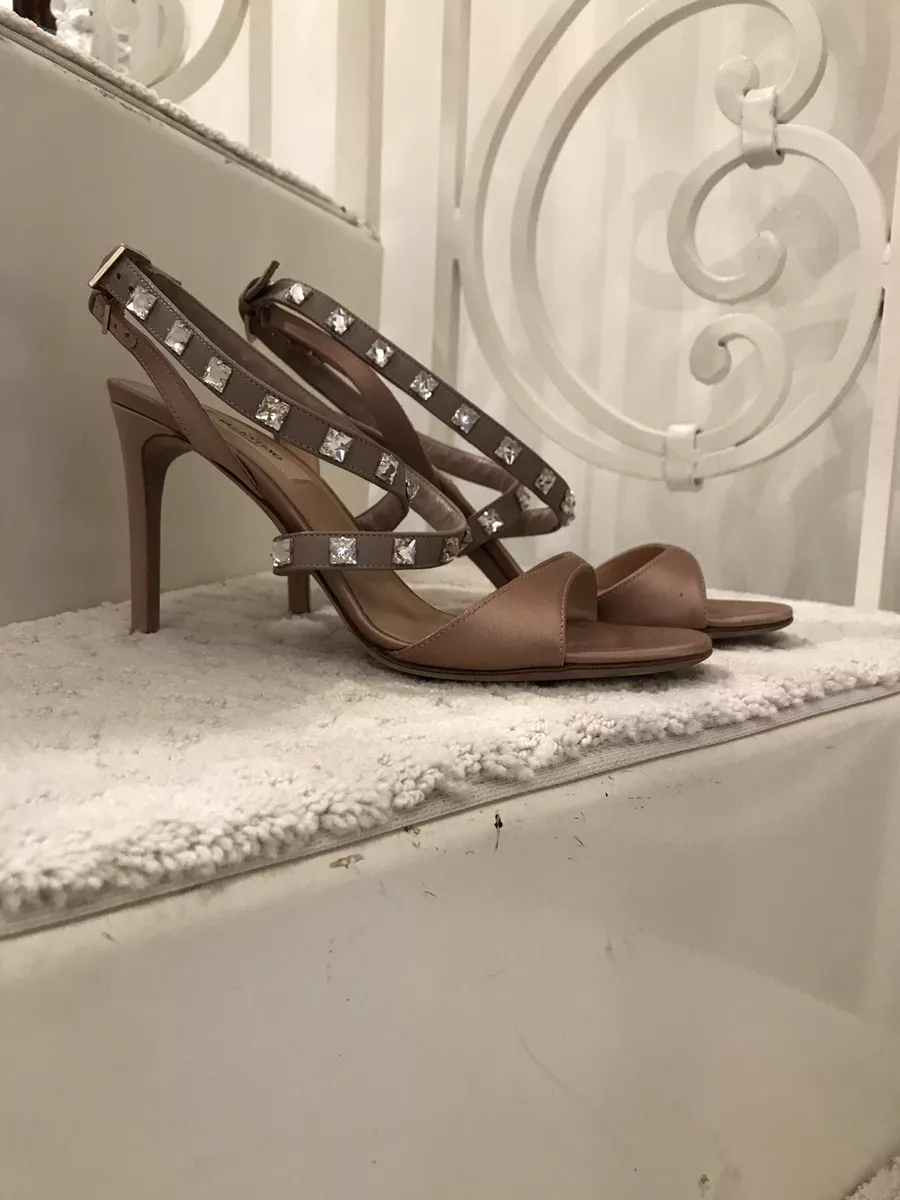 Valentino shoes best sale rockstud sandals