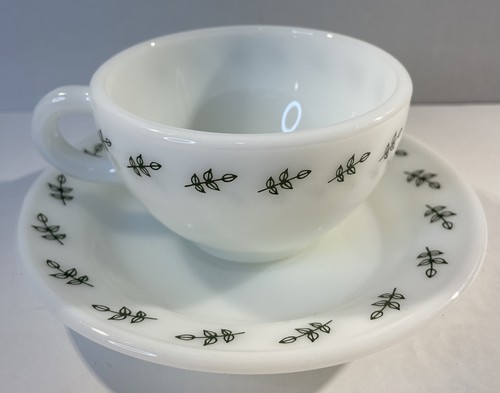 Pyrex Corning Green Leaf/Tulip Coffee Tea Cup & Saucer Replacement Pair Set - Picture 11 of 11