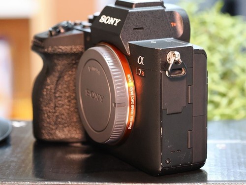 Corpo fotocamera mirrorless Sony ILCE-7RM4 4K 61MP ottime condizioni solo giapponese - Foto 9 di 10