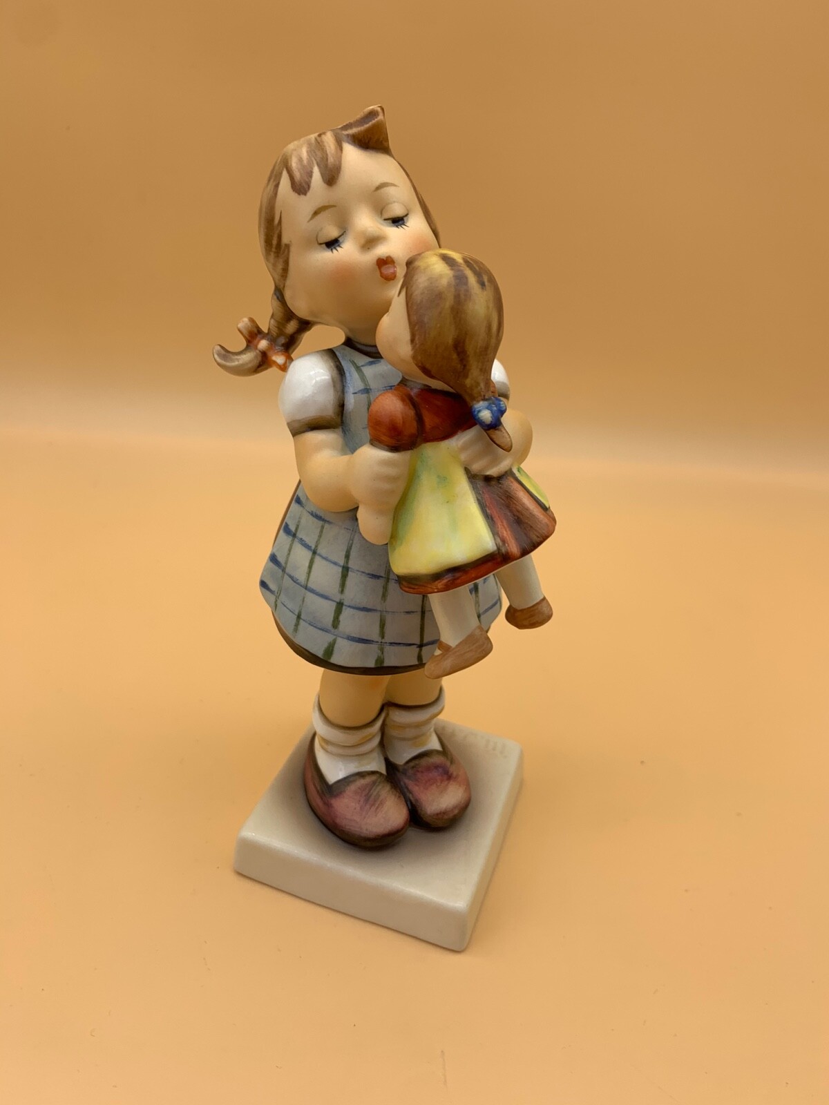 Details zu M.I. Hummel Figur 311 Hab mich lieb 16 cm. 1 Wahl - Top Zustand Versandhandel im Inland