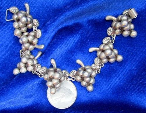 VINTAGE MEXICAN GRAPE BRACELET STERLING 7 CLUSTERS - Picture 2 of 5