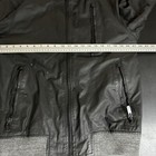 Foto 9 di 11