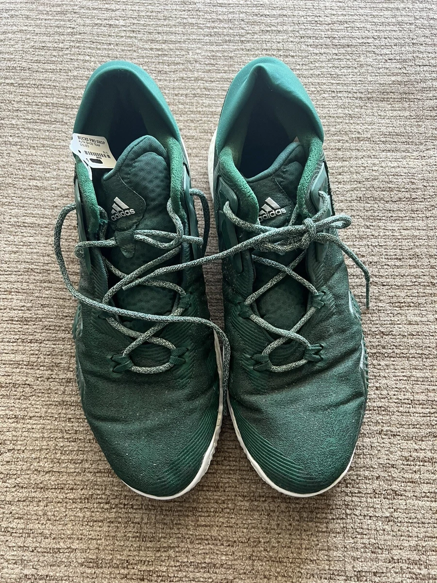 Adidas store hotsell on milwaukee